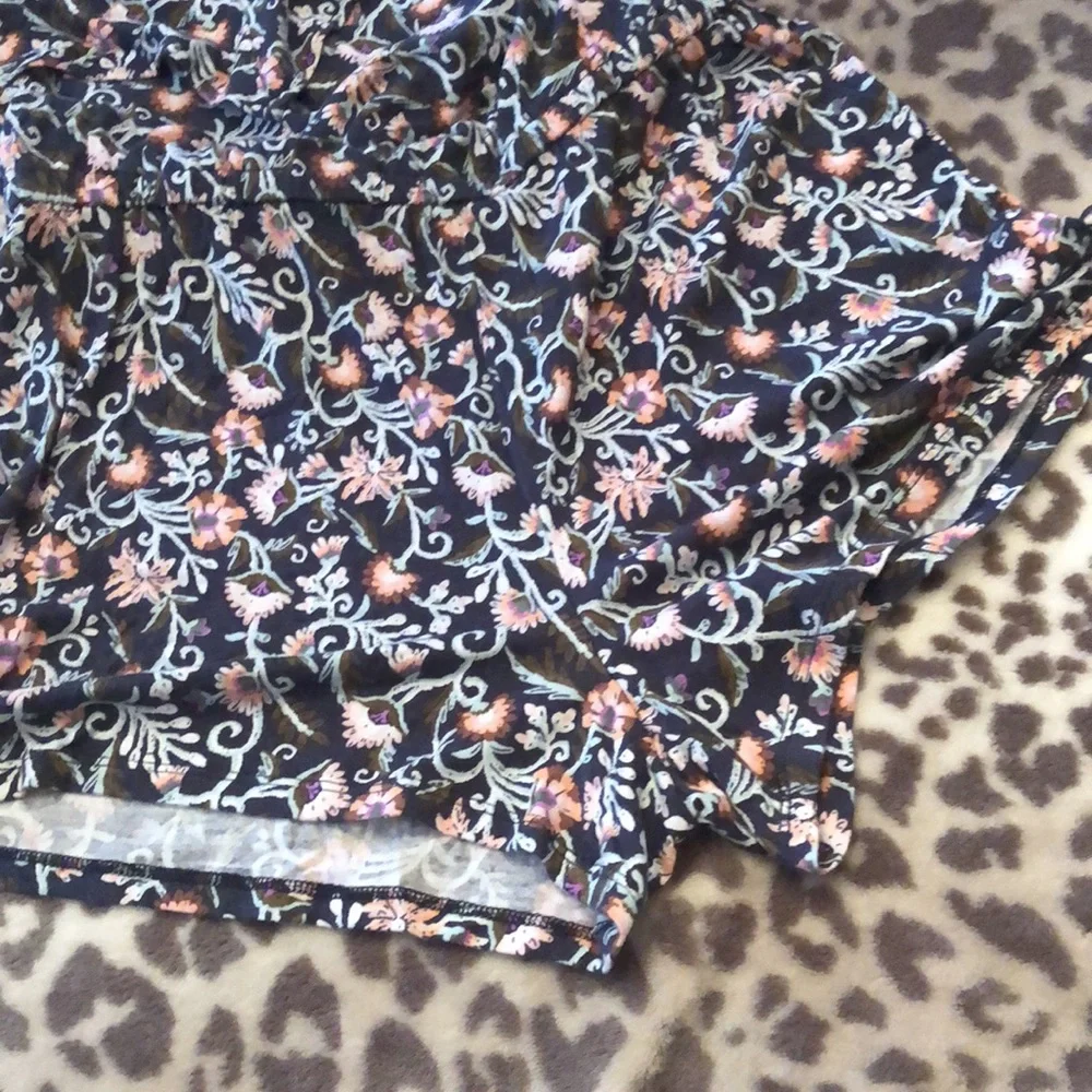 Aeropostale Floral Romper in Blue Size Small Juniors